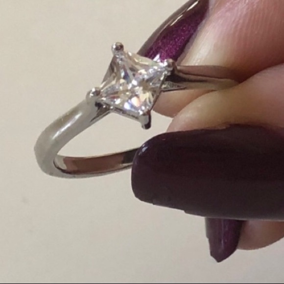 ✨ New Silver Diamond Princess Cut Ring ✨ - Picture 3 of 3